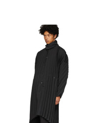 schwarzer Mantel von Homme Plissé Issey Miyake