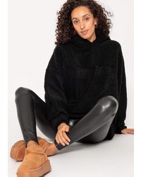 schwarzer Oversize Pullover von SASSYCLASSY