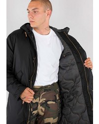 schwarzer Parka von Alpha Industries