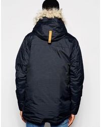 schwarzer Parka