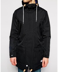 schwarzer Parka