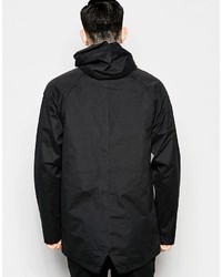 schwarzer Parka