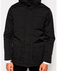 schwarzer Parka