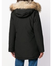 schwarzer Parka von Woolrich