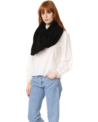 schwarzer Poncho von White + Warren