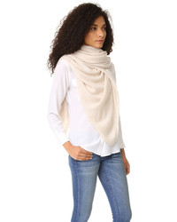 schwarzer Poncho von White + Warren