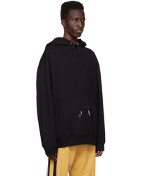 schwarzer Pullover mit einem Kapuze von Dries Van Noten