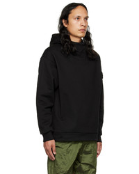 schwarzer Pullover mit einem Kapuze von Stone Island