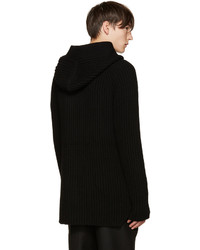 schwarzer Pullover mit einem Kapuze von Helmut Lang