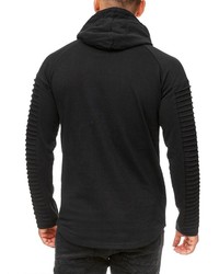 schwarzer Pullover mit einem Kapuze von INDICODE