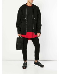 schwarzer Pullover mit einem Kapuze von Mastermind World