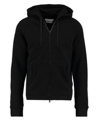 schwarzer Pullover mit einem Kapuze von Outerknown