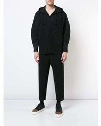 schwarzer Pullover mit einem Kapuze von Homme Plissé Issey Miyake