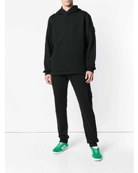 schwarzer Pullover mit einem Kapuze von Stone Island