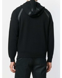 schwarzer Pullover mit einem Kapuze von Moncler