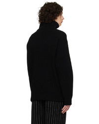 schwarzer Pullover mit einem Reißverschluss am Kragen von Joseph