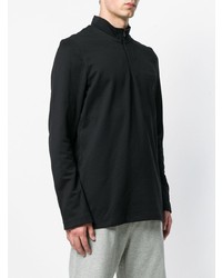 schwarzer Pullover mit einem Reißverschluss am Kragen von Y-3