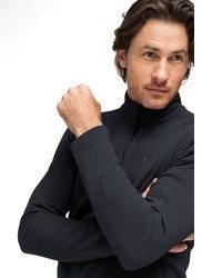 schwarzer Pullover mit einem Reißverschluss am Kragen von maier sports