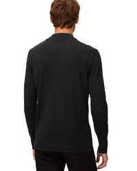 schwarzer Pullover mit einem Reißverschluss am Kragen von Marc O'Polo