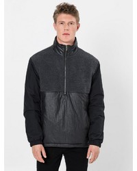 schwarzer Pullover mit einem Reißverschluss am Kragen von REVIEW