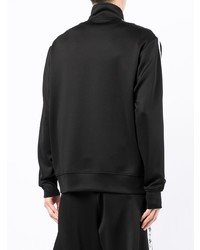 schwarzer Pullover mit einem Reißverschluß von Moschino