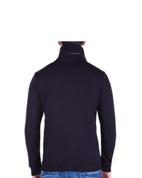 schwarzer Pullover mit einem Reißverschluß von Cipo & Baxx