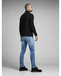 schwarzer Pullover mit einem Reißverschluß von Jack & Jones