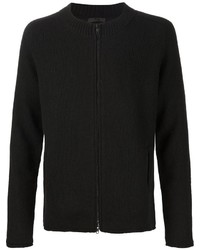 schwarzer Pullover mit einem Reißverschluß