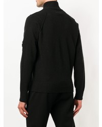 schwarzer Pullover mit einem Reißverschluß von CP Company