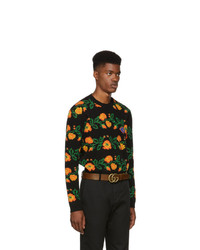 schwarzer Pullover mit einem Rundhalsausschnitt mit Blumenmuster von Gucci