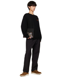 schwarzer Pullover mit einem Rundhalsausschnitt mit Blumenmuster von Kenzo