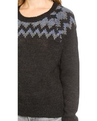 schwarzer Pullover mit einem Rundhalsausschnitt mit Norwegermuster
