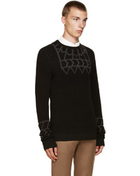 schwarzer Pullover mit einem Rundhalsausschnitt mit geometrischem Muster von Kolor