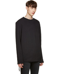 schwarzer Pullover mit einem Rundhalsausschnitt von BLK DNM