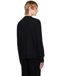 schwarzer Pullover mit einem Rundhalsausschnitt von Lisa Yang