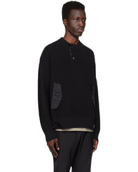 schwarzer Pullover mit einem Rundhalsausschnitt von Sacai