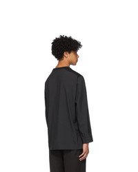 schwarzer Pullover mit einem Rundhalsausschnitt von Issey Miyake Men