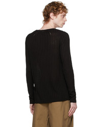 schwarzer Pullover mit einem Rundhalsausschnitt von System