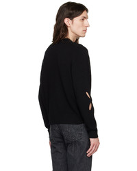 schwarzer Pullover mit einem Rundhalsausschnitt von Stefan Cooke