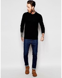 schwarzer Pullover mit einem Rundhalsausschnitt von Asos