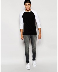 schwarzer Pullover mit einem Rundhalsausschnitt von Asos