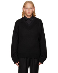 schwarzer Pullover mit einem Rundhalsausschnitt von C2h4
