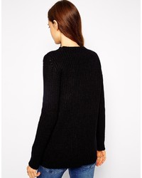 schwarzer Pullover mit einem Rundhalsausschnitt von Asos