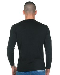 schwarzer Pullover mit einem Rundhalsausschnitt von EX-PENT