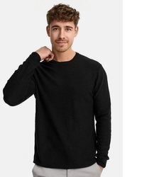 schwarzer Pullover mit einem Rundhalsausschnitt von INDICODE