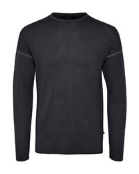 schwarzer Pullover mit einem Rundhalsausschnitt von Matinique