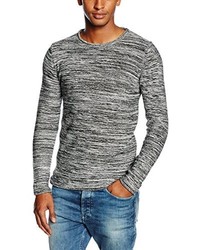 schwarzer Pullover mit einem Rundhalsausschnitt