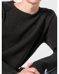 schwarzer Pullover mit einem Rundhalsausschnitt von REVIEW