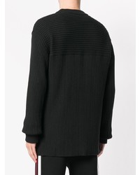 schwarzer Pullover mit einem Rundhalsausschnitt von McQ Alexander McQueen