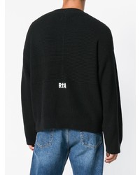 schwarzer Pullover mit einem Rundhalsausschnitt von RtA